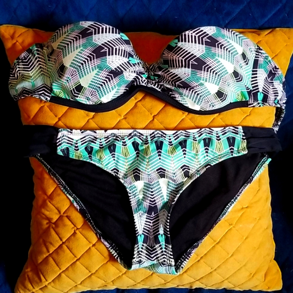 Hurley Bikini